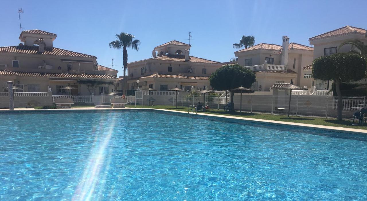 Greensuites La Zenia Torrevieja Плая Фламенка Екстериор снимка